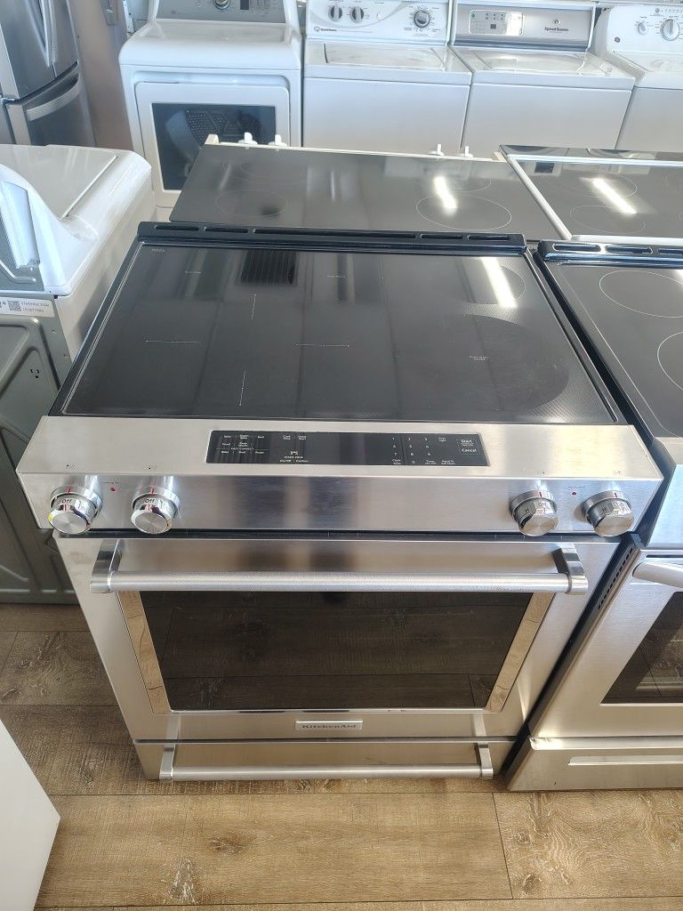 Kitchen Aid Eléctric 220v Stainless Steel Top Glass With Convention Oven Control In Excellent Condition