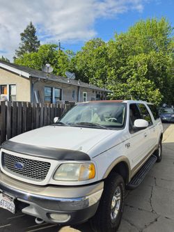 2001 Ford  f150.   4x4 clean Title