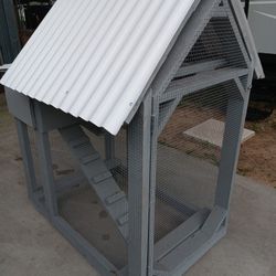 Chicken coop tractor