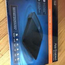 Brand new unopened Linksys EA2700 wireless Router