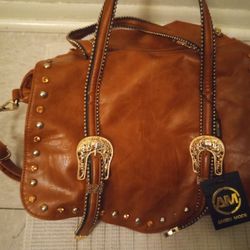 Ameri Mode Leather Purse