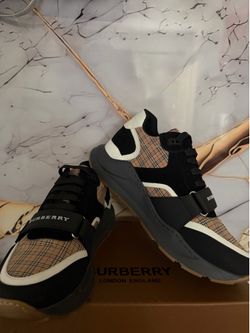 Burberry shoes