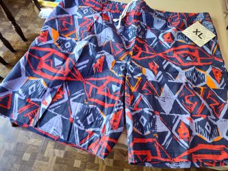 Mens NEW With Tag Bathing Suit. Size XL- White Reef