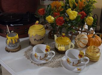 Disney Winnie the Pooh 6-Piece Ceramic Set – 2 Cups, 2 Saucers, Teapot, Candy Jar & Honey Jar