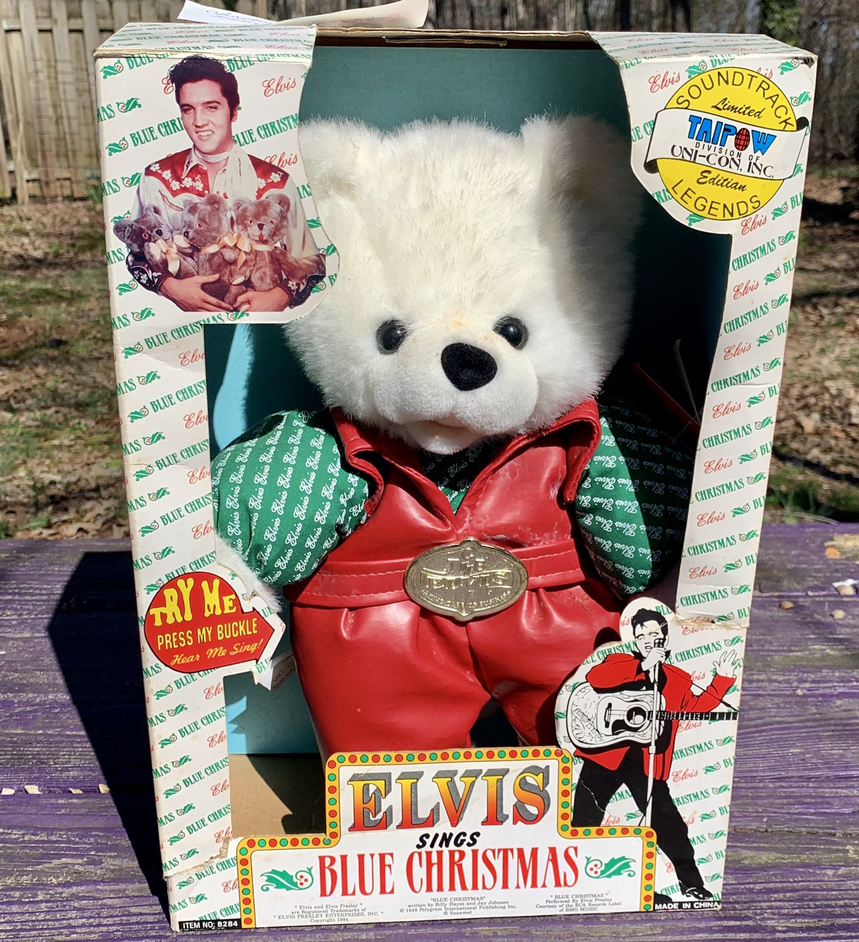 Teddy Bear Sings Elvis’ Blue Christmas 