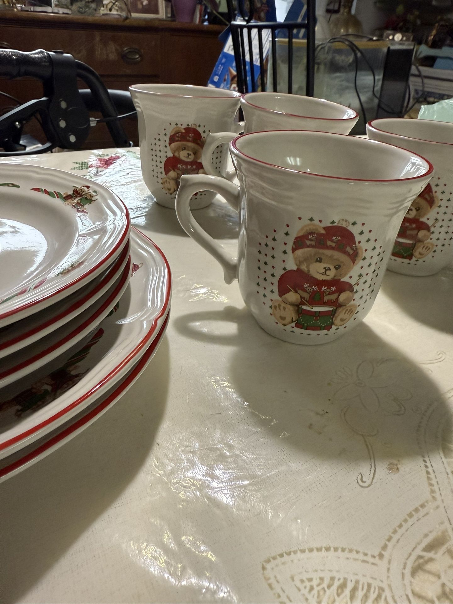 Theodore Bear's Christmas dinnerware