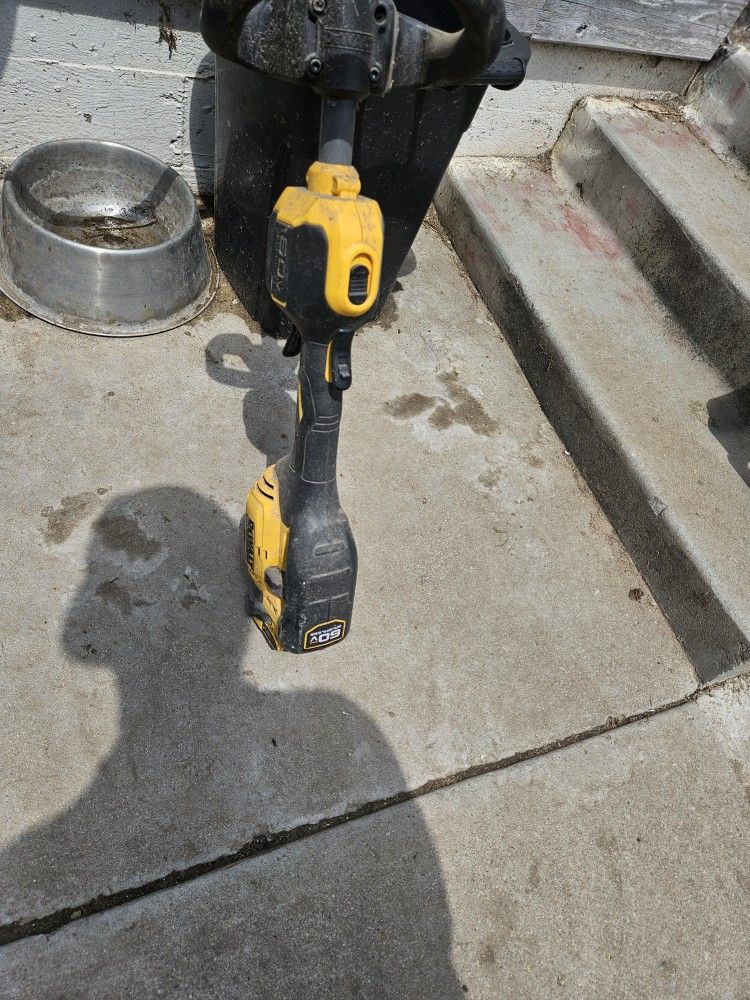 Dewalt 60v Weedee Trimmer Tool