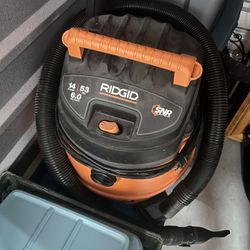 Ridgid 14 Gallon Wet Vacuum