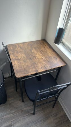 Small Dining Table with 2 Chairs