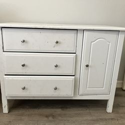 Solid wood dresser