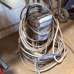 Magnum DX“by Graco” 