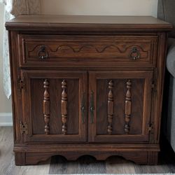 Vintage Nightstand/End Table