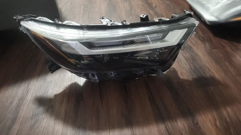 2022 2023 TOYOTA RAV4 LED HEADLIGHT RIGHT Oem