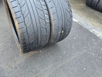 Only 2 used tires  305 35r20 Nitto NT555 $80.00