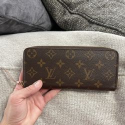 Authentic Louis Vuitton Clèmence Wallet