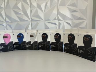 NIKE PRO Thermal-FIT Hood