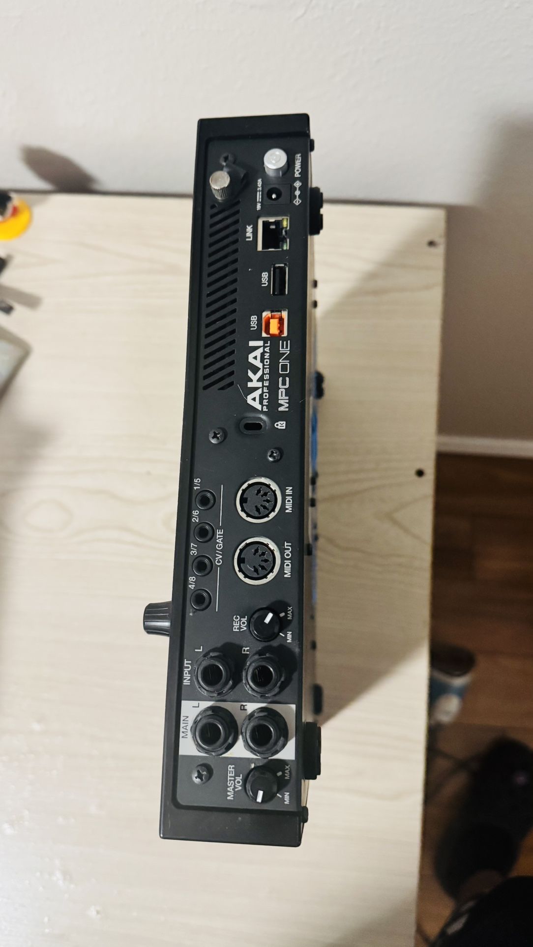 MPC 1- Akai professional 