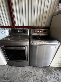 LG WASHER AND DRYER