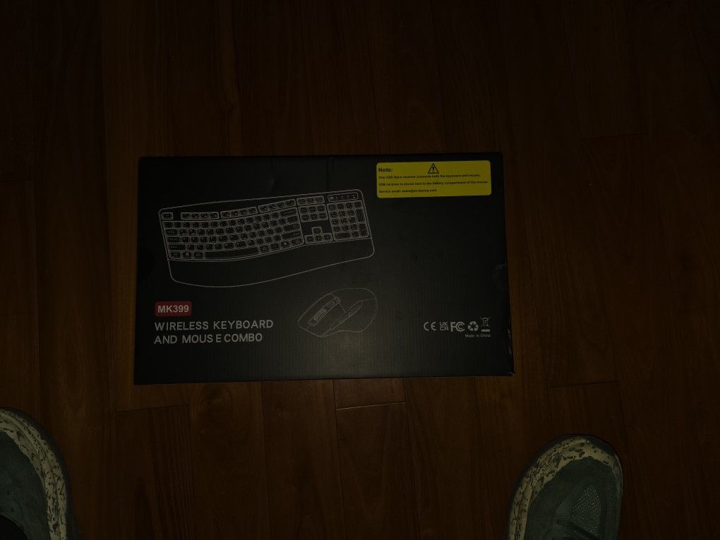 MK399 wireless keyboard and mouse combo