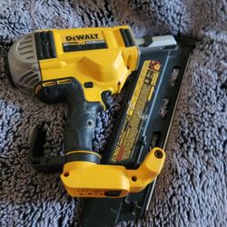 DE WALT 20V MAX XR DUAL  SPEED  NO BATTERY OR CHARGER $150