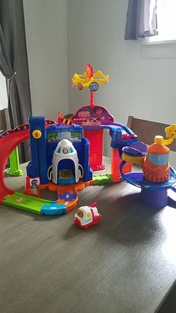 V Tech Blast Off Station