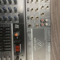 Behringer Xenyx X1832USB Mixer with USB and Effects

