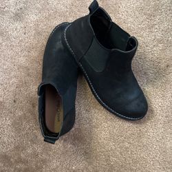 Black Boots
