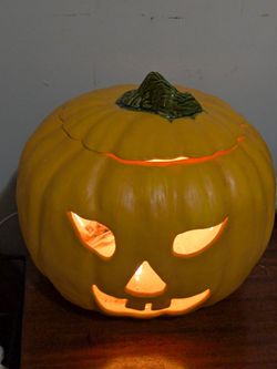 Ceramic Light Up Jack-o'-Lantern *READ*