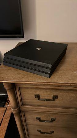 PS4 Pro With Controller 