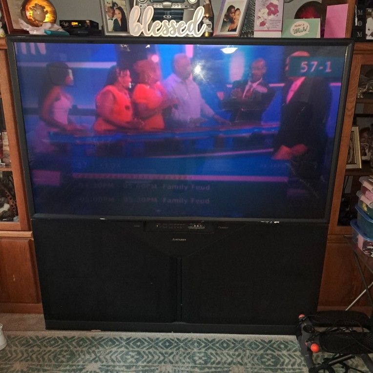 Mitsubishi 60 Inch Floor Tv