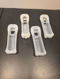 Lot of 4 OEM Nintendo Wii Silicone Remote Controller Clear Sleeve Cover