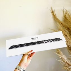 NEW APPLE Black Silver Bluetooth Magic Keyboard Touch ID Computer USB Cable Cord