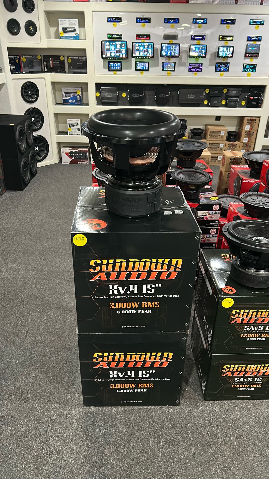 Sundown Audio X15” V4