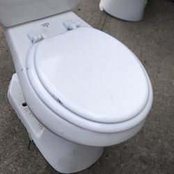 Gerber Toilet Seats (2)