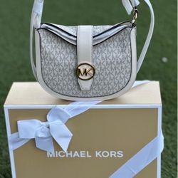 Michael Kors Gabby Small Signature Logo Hobo Crossbody Bag, New In Gift Box/Nuevas En Caja De Regalo