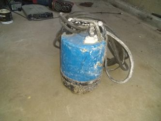 Sumergible pump
