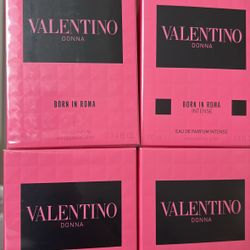 Woman And Men Perfumes 