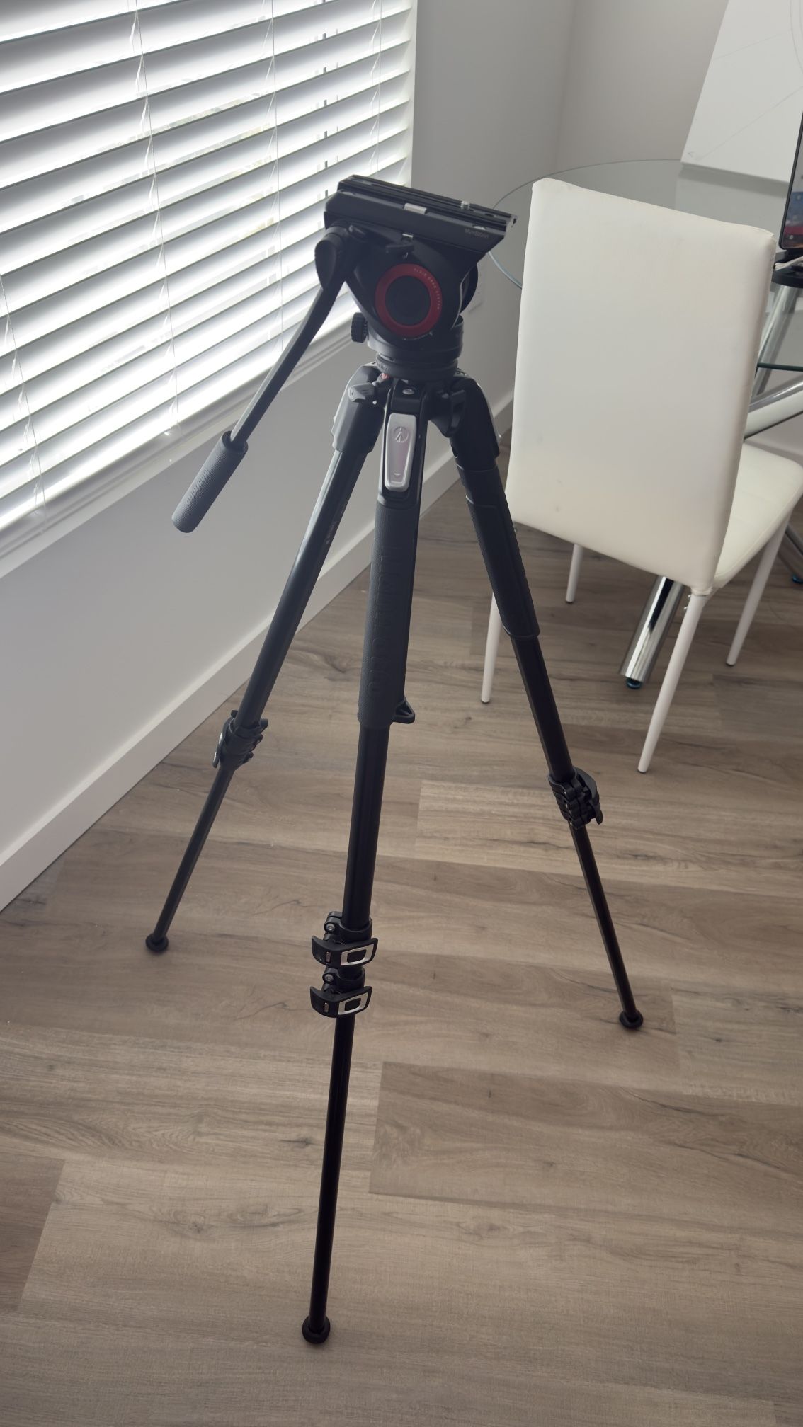 Manfrotto 190X3 Three Section Tripod with MHXPRO-2W Fluid Head