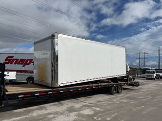 2021 BOX CAJA 26' FT. LIFTGATE.