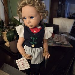Good Kruger Doll Cinderella