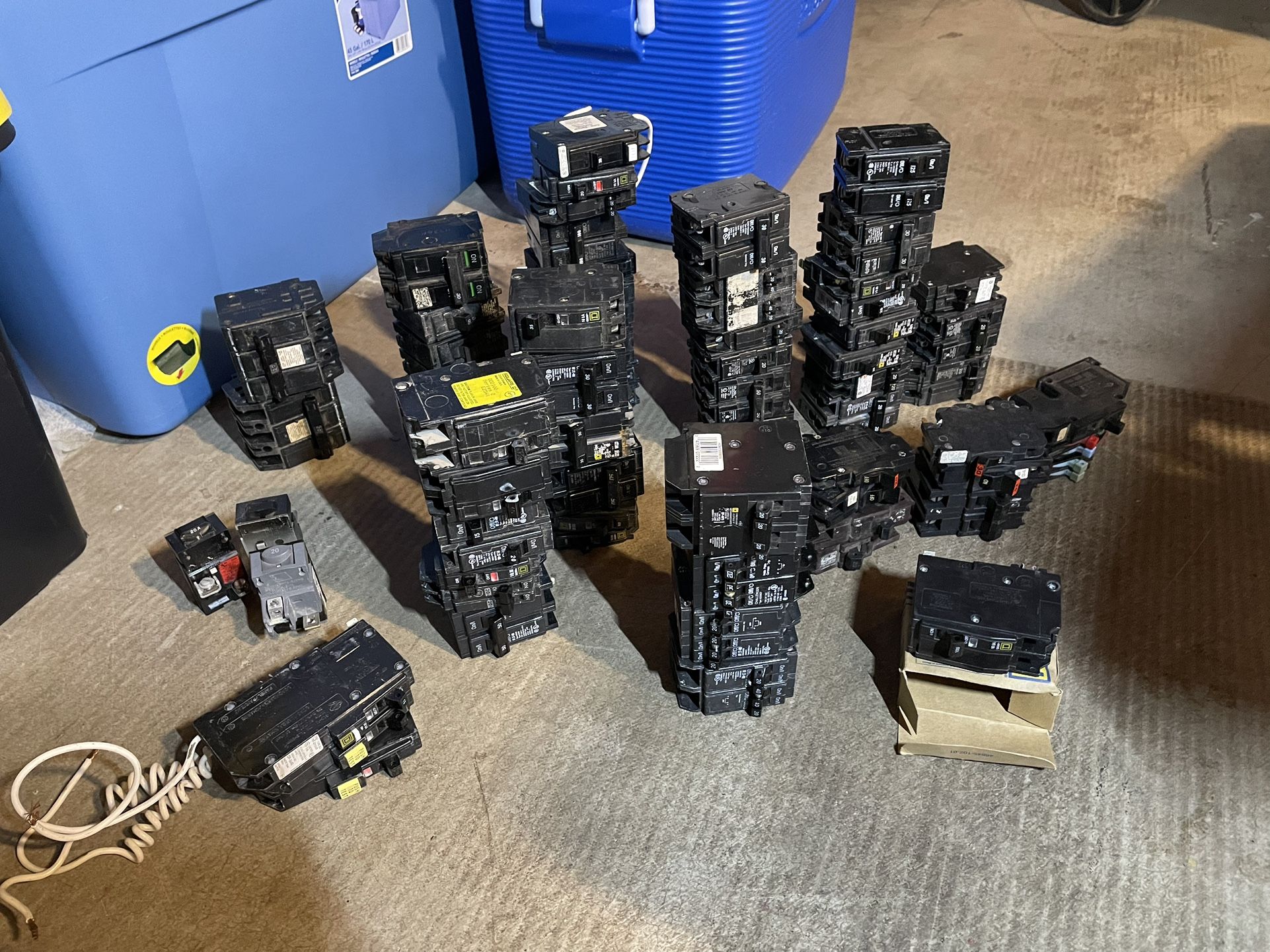 Circuit Breakers “All Panels “ Best Price …… Inquire New And Used