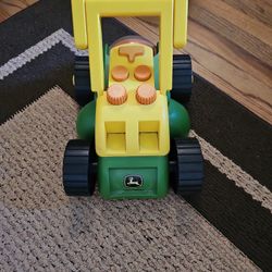 Mower Makes Lots Of Noise Different Kimds 