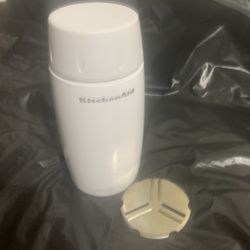 KITCHEN AID PROFESSIONAL SERIES CHEESE & FOOD MILL, WHITE KG309WH