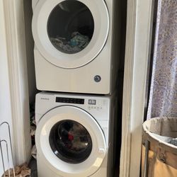 Amana Stackable Washer/Dryer