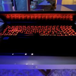 ASUS ROG GL753V 17.3" Gaming Laptop – i7, GTX 1050 Ti, 16GB RAM, 512GB SSD