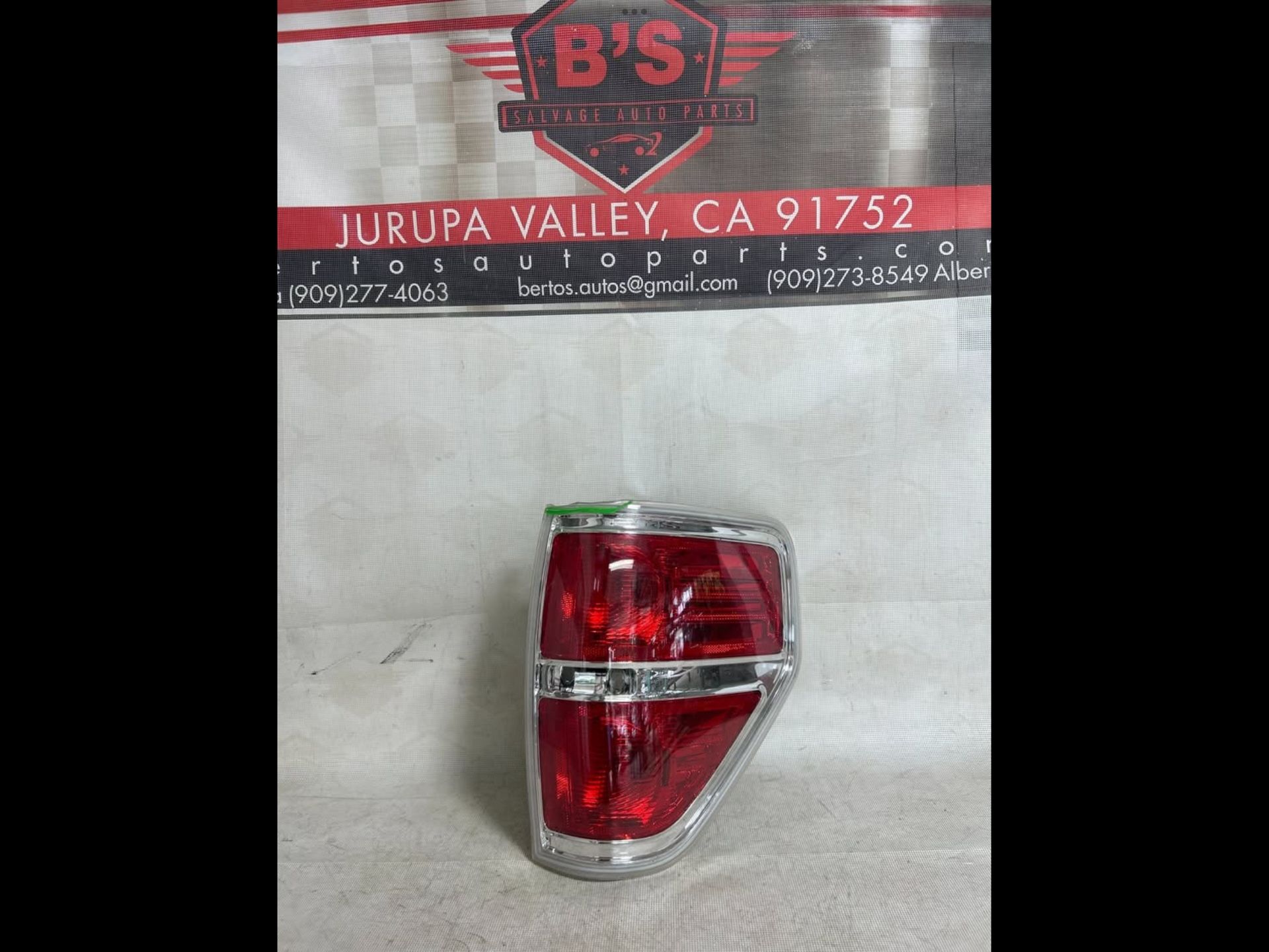 2009-2014 FORD F-150 RH TL317 RIGHT SIDE TAIL LIGHT AUTO PARTS