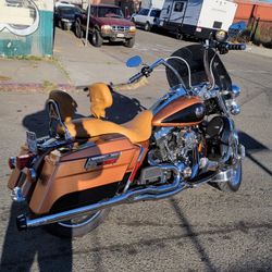 2008 anniversary edition Harley Davidson