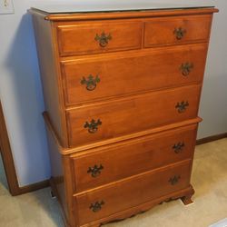 Kling  Bedroom Set With Glass Tops 