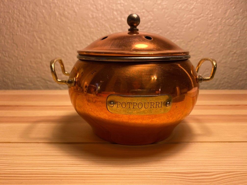 Vintage Copper Potpourri Pot Simmering