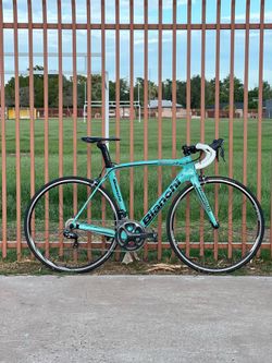 Bianchi Oltre XR1 Road Bike